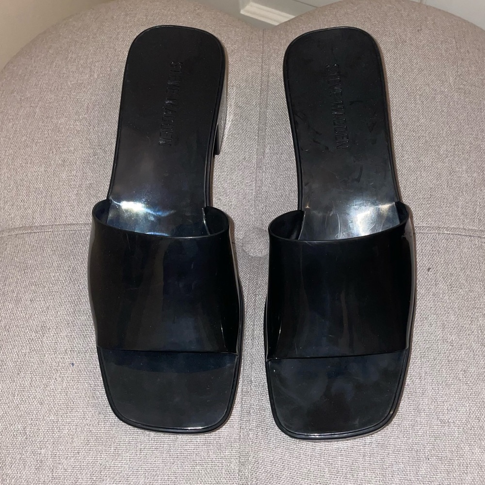 HARLIN BLACK STEVE MADDEN JELLY CHUNKY HEEL